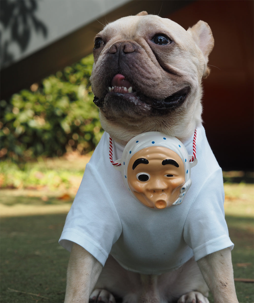ひょっとこのお面を首からかけてもかわいいです